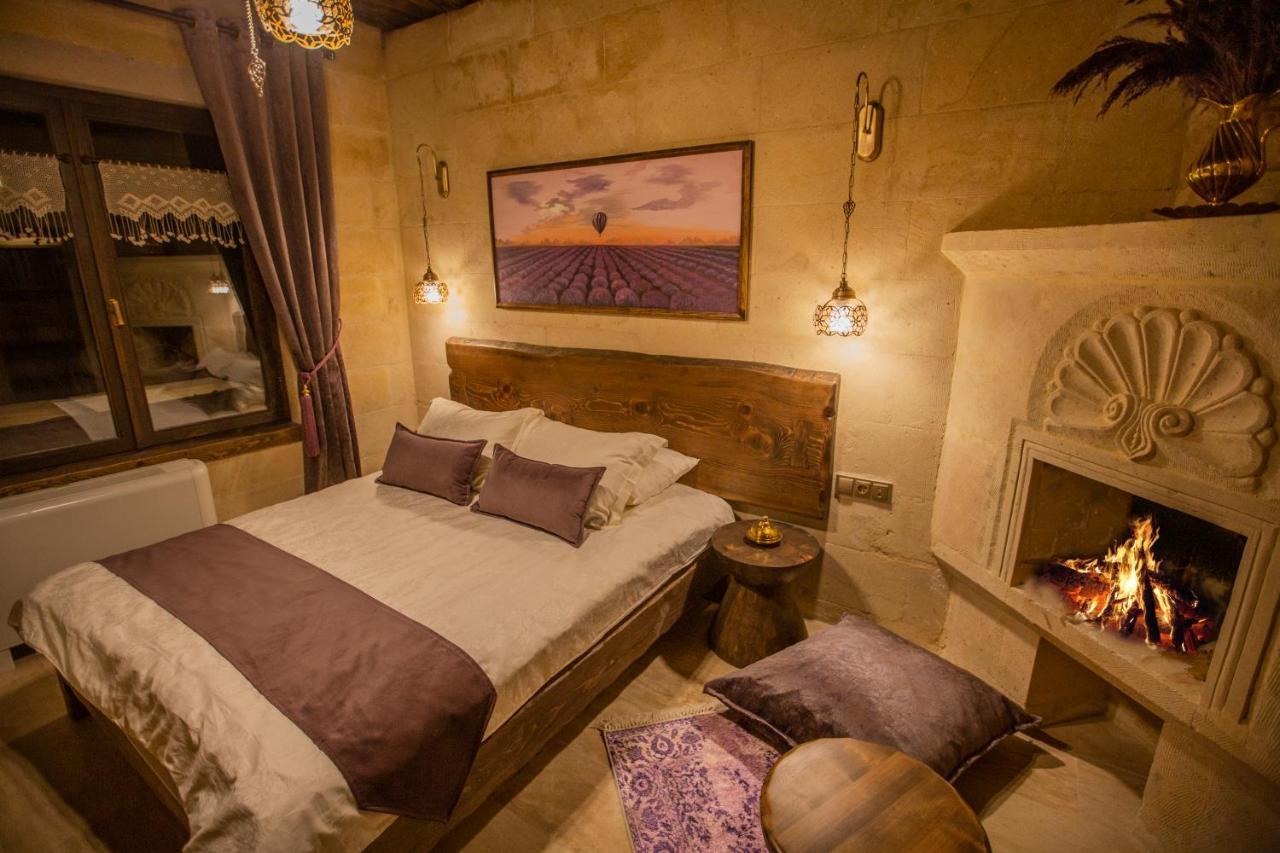 Bed and Breakfast Mak'S Cave House Учисар Экстерьер фото