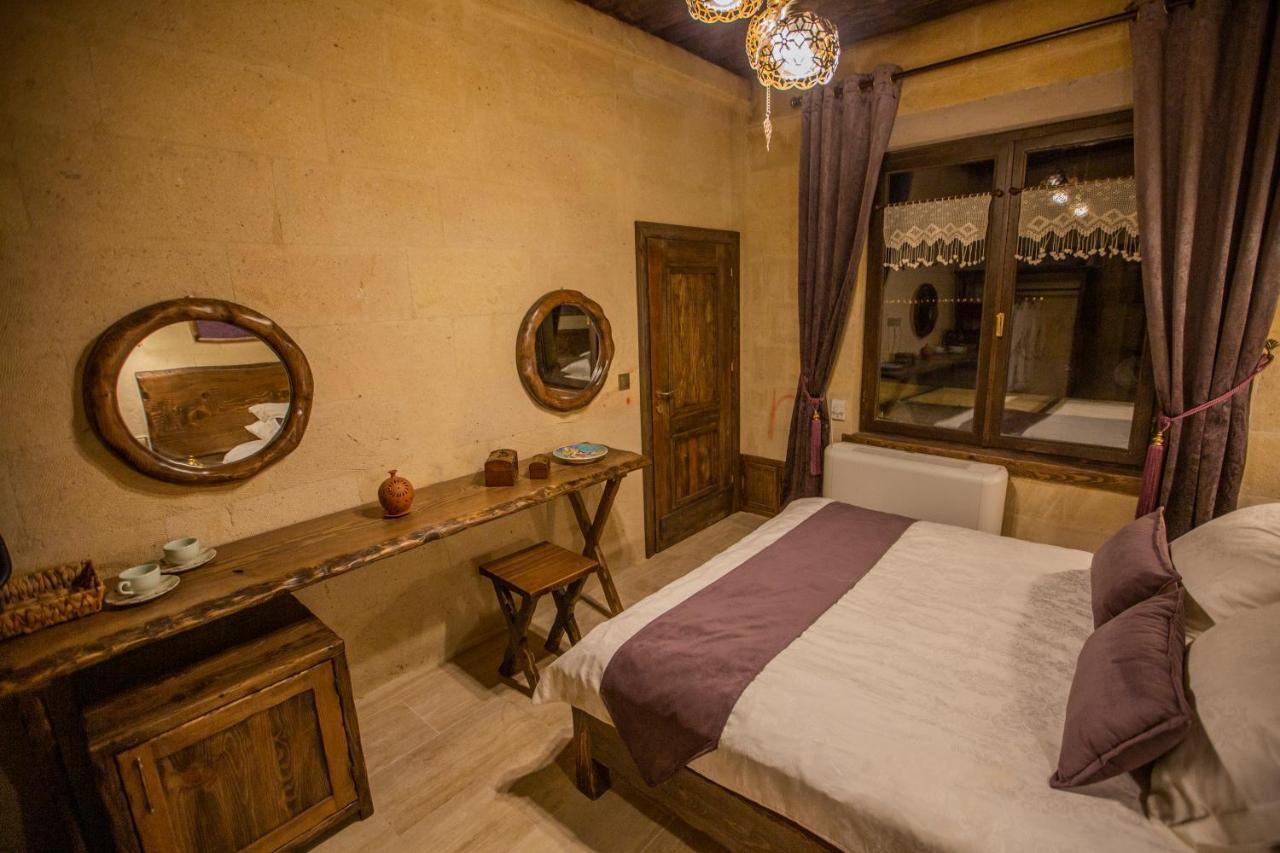 Bed and Breakfast Mak'S Cave House Учисар Экстерьер фото
